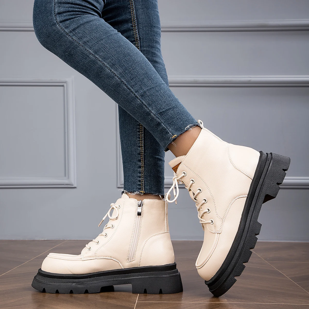 2024 new style black white ankle boots men