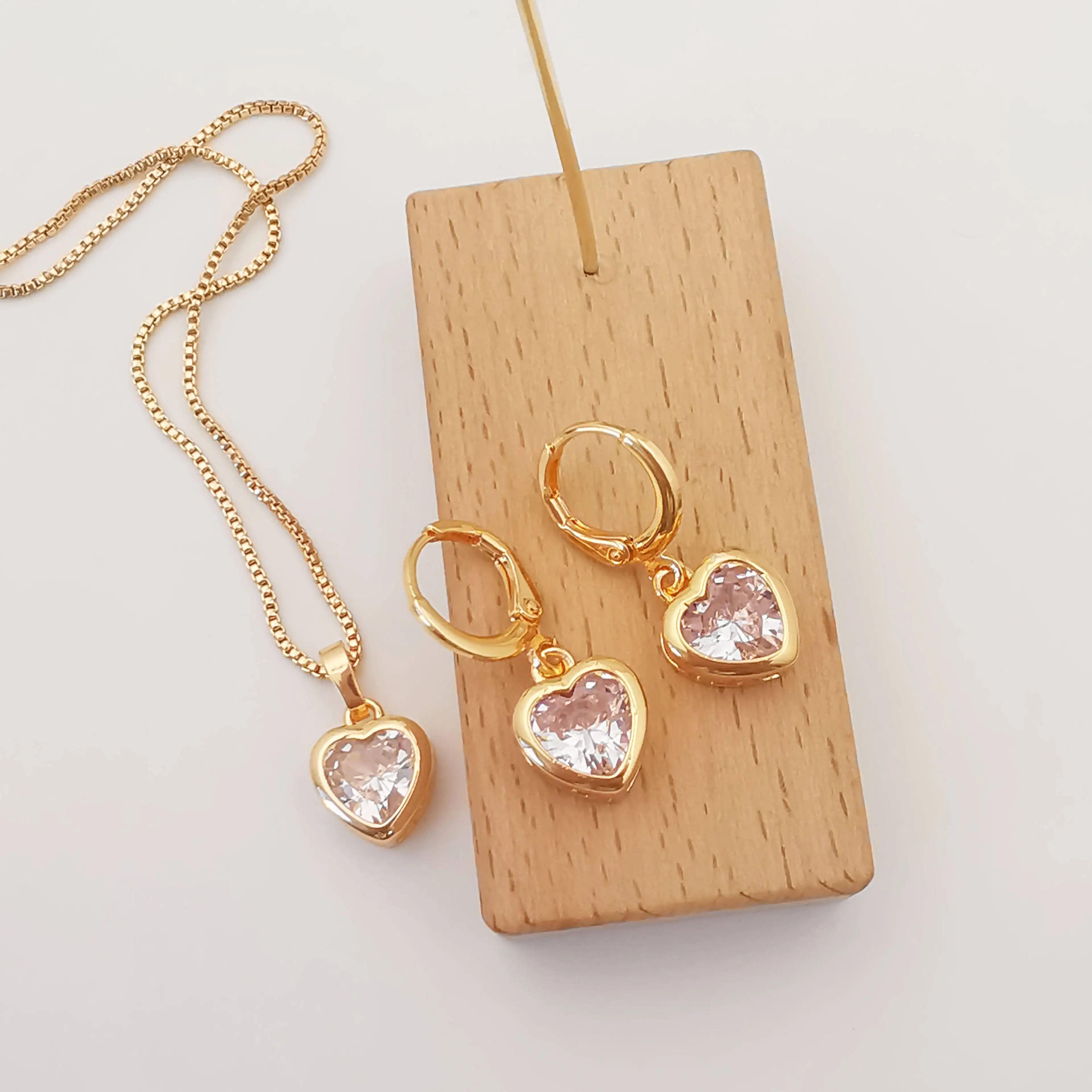 Fashion bridal jewelry set necklace wedding diamond earrings sets 18k gold plated zirconia jewelry sets for women