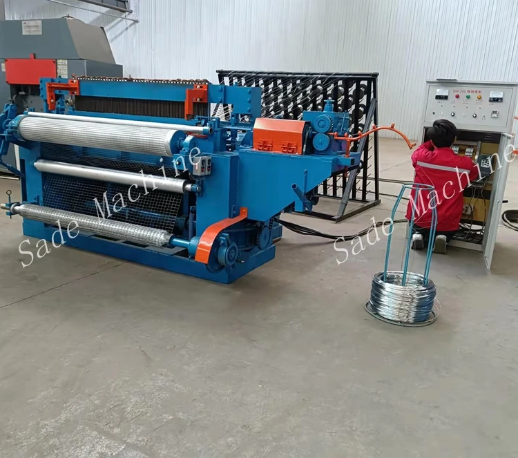 Automatic welded wire mesh machine Products for Pet Cage, Vegetables Fruits Animal Enclosure