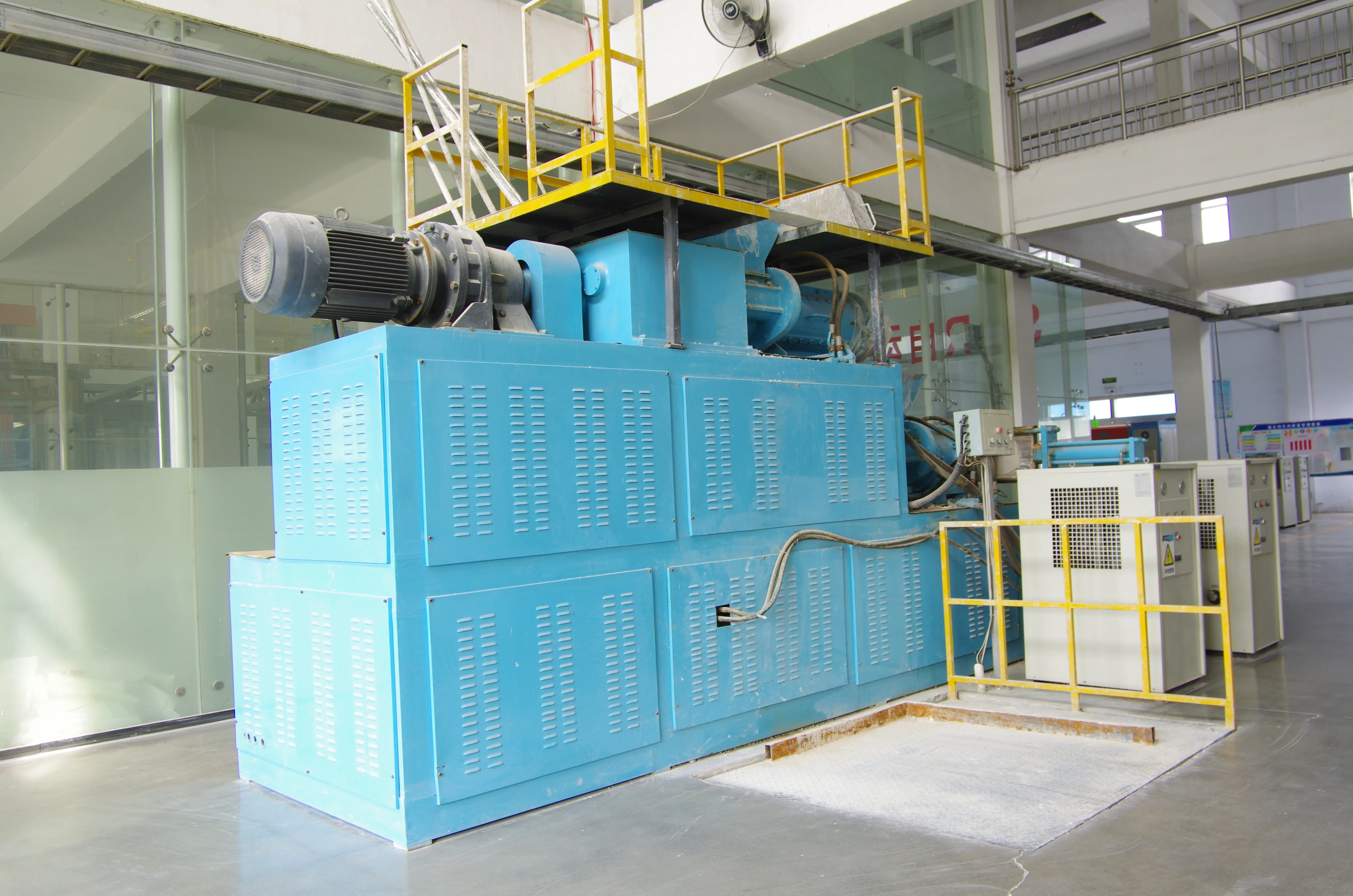 XINTO 600 Mesh Catalyst SCR Non-Road Euo IV and Above Emission Vanadium SCR DeNOx Catalyst