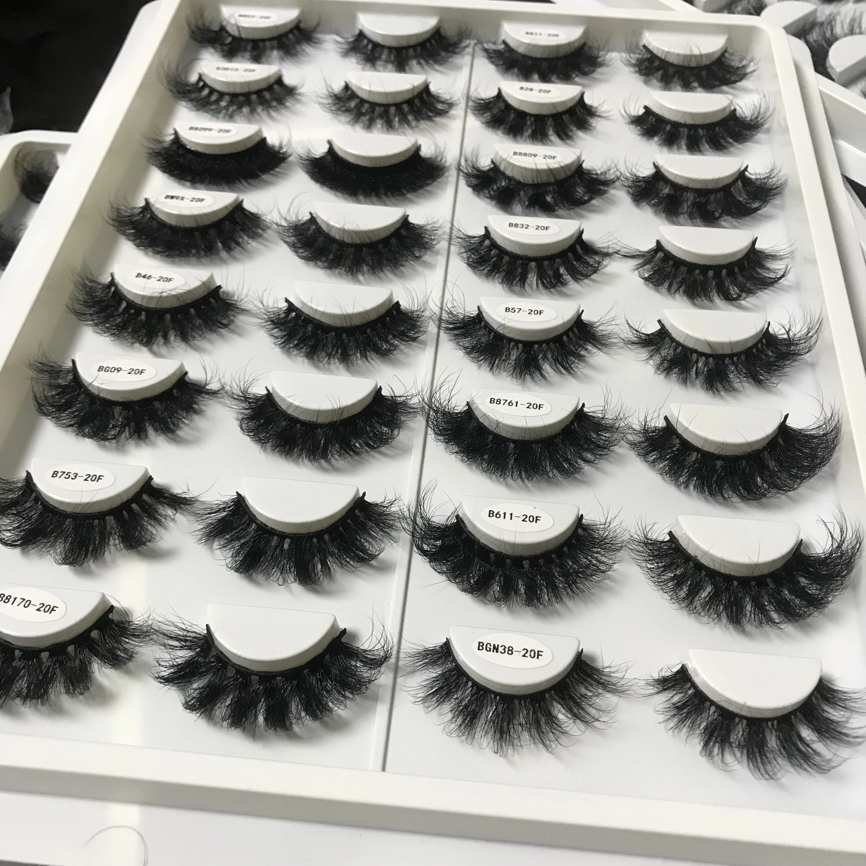 25mm-30mm classic wispy lash fluffy strip vendor 5d full strip glue 3d faux mink uv halloween press on silk eyelashes