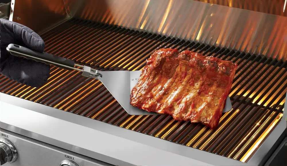 
Stainless Steel Oversized Folding Handle aluminum perforated pizza peel for Tailgating 