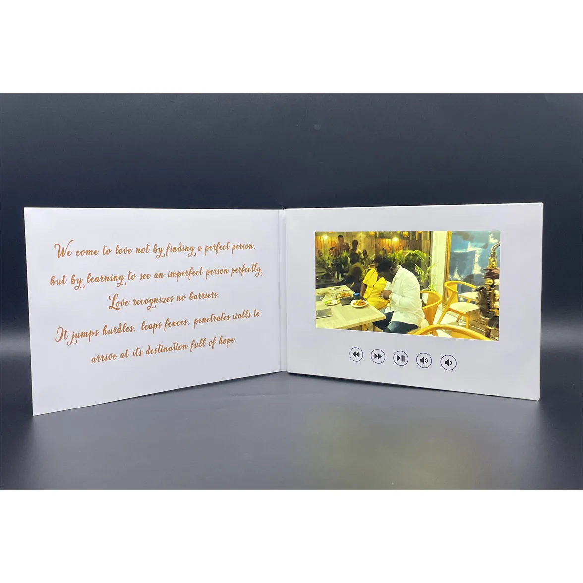 Hot selling wedding invitation card usb video box with lcd screen video brochure for gift