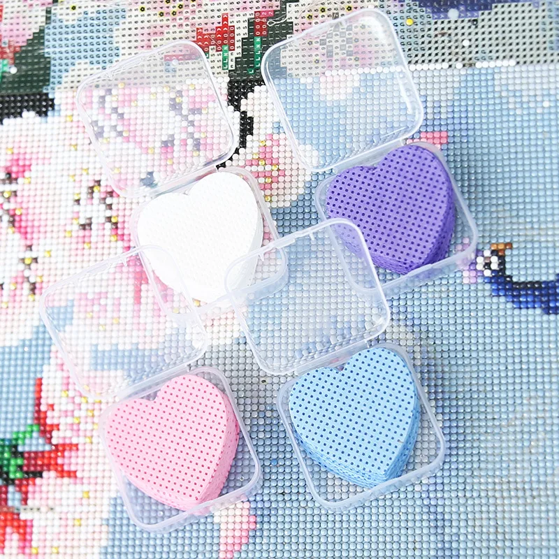 50pcs/Box Heart Nail Wipes Cotton Pads Polish Remover Cleaner Manicure Paper for Diamond Painting