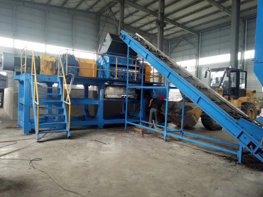 
tire recycling machinery tire breaker to make rubber powder 