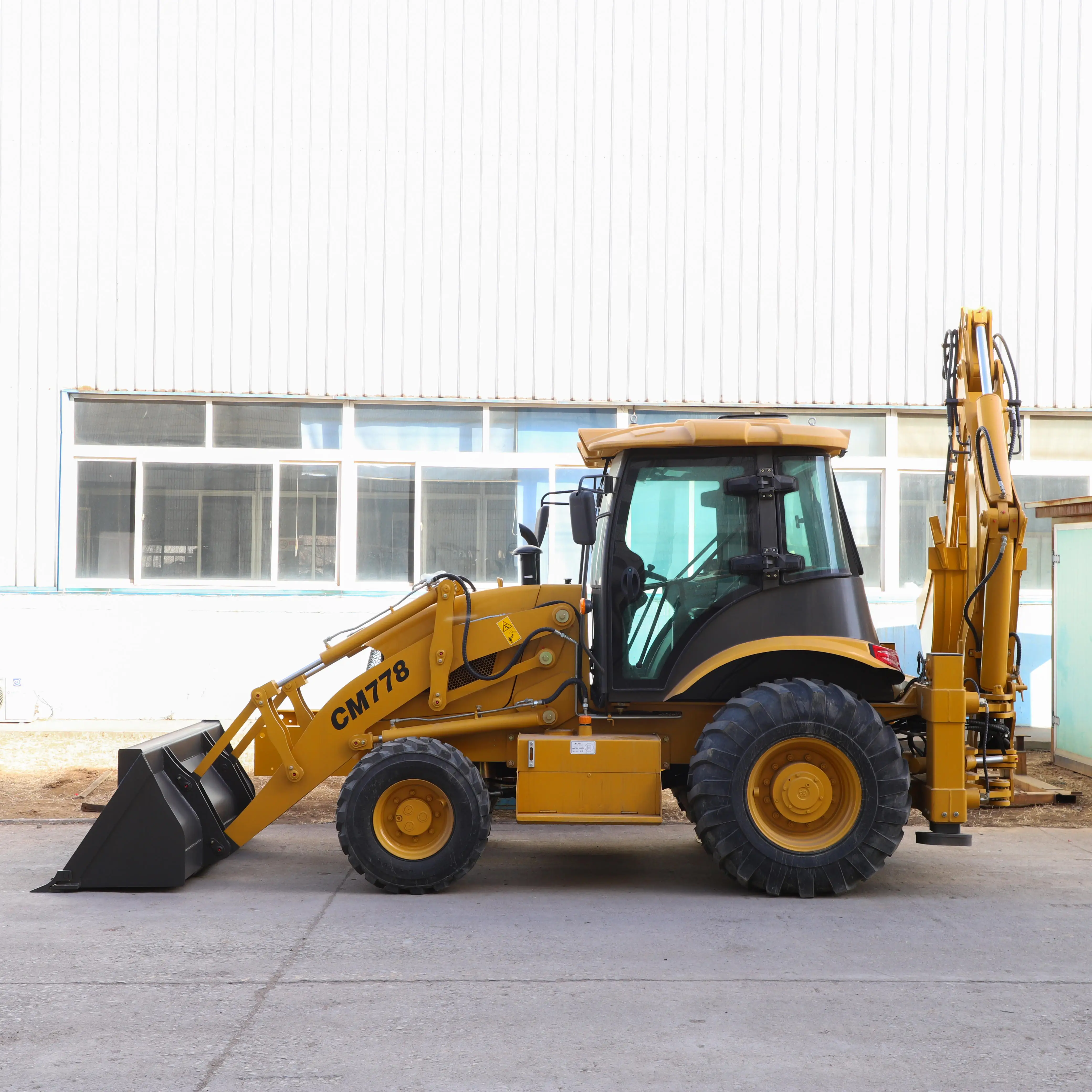  Китайский мини-экскаватор-погрузчик CANMAX CM778A 3cx тракторный экскаватор-погрузчик по предоплатной