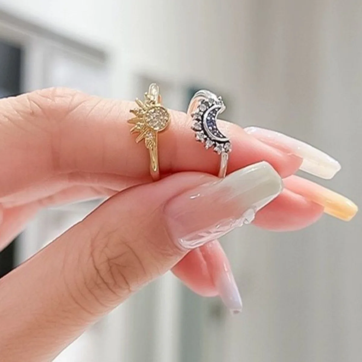 Personality simple design sense sun and moon overlapping ring female diamond sun and moon couple ring N2405187