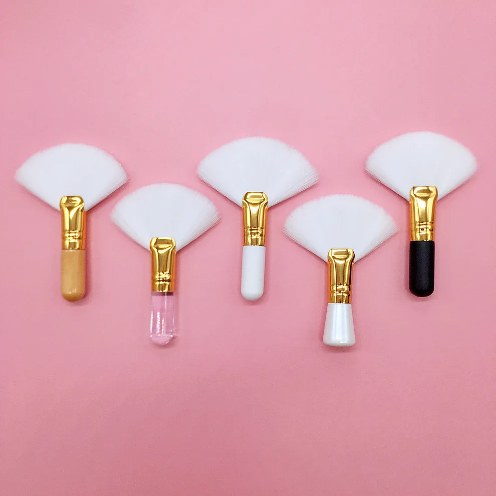 Portable Fan Shape Brush Women Beauty Cosmetic Makeup Tool Perfect for Powder Blush and Highlight
