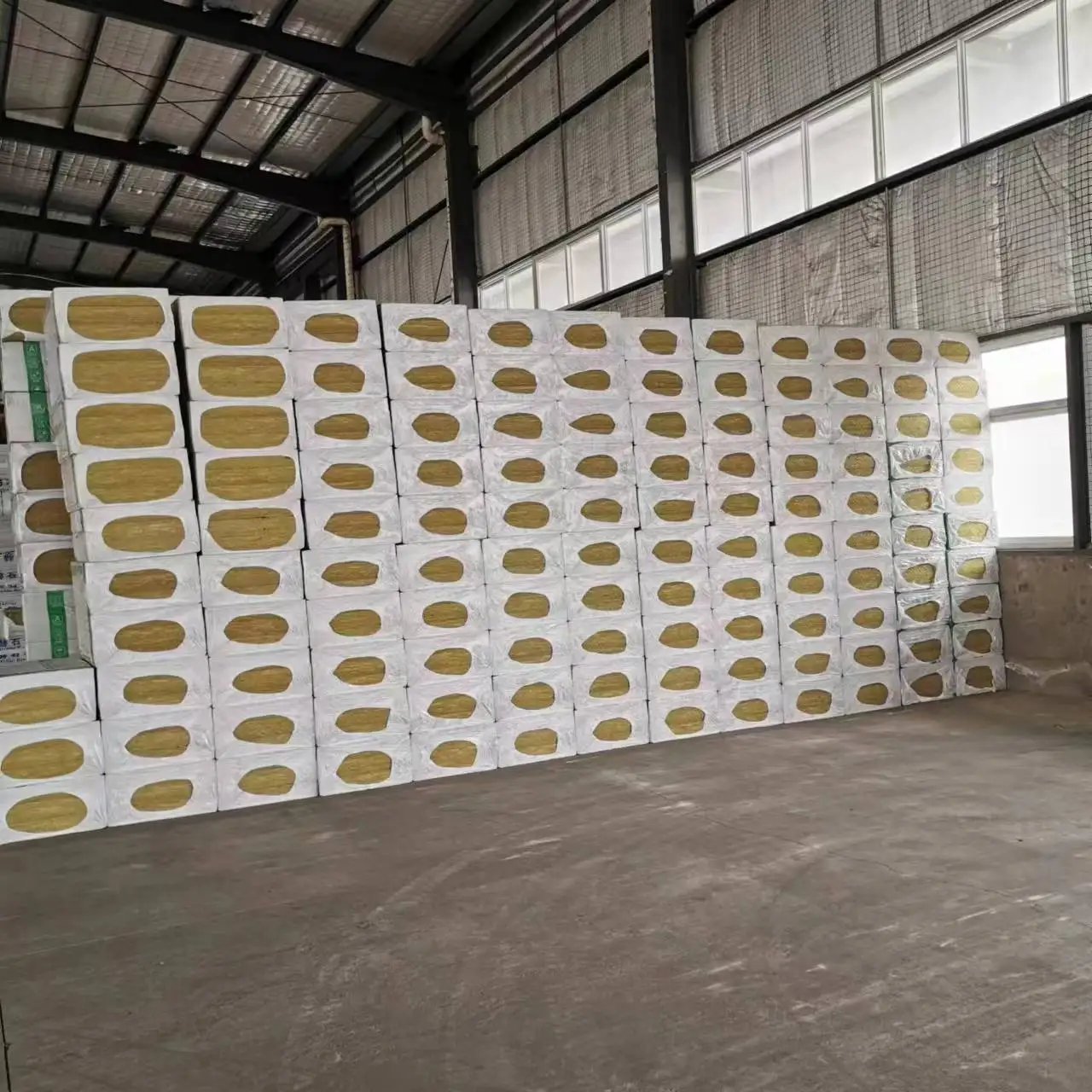 Огнестойкая жесткая изоляция из минеральной ваты