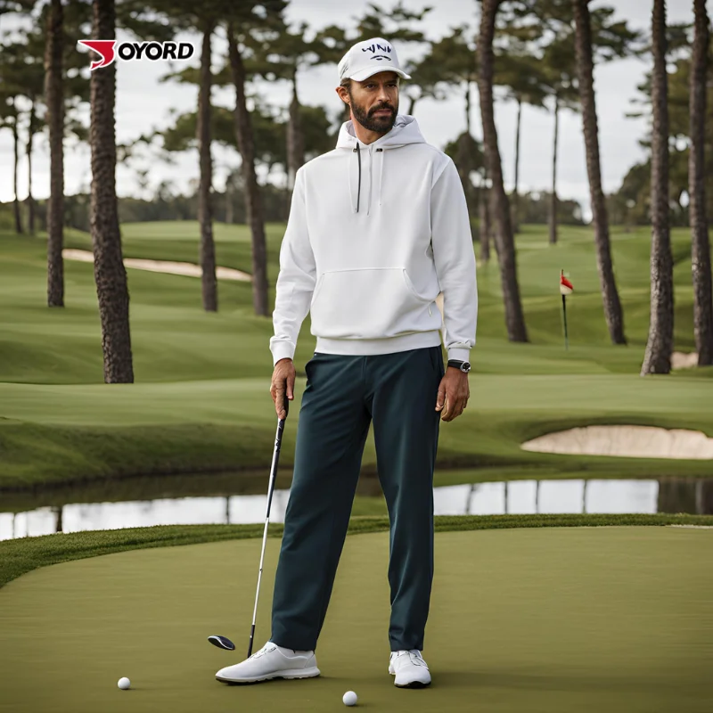 Мужской спортивный костюм с капюшоном