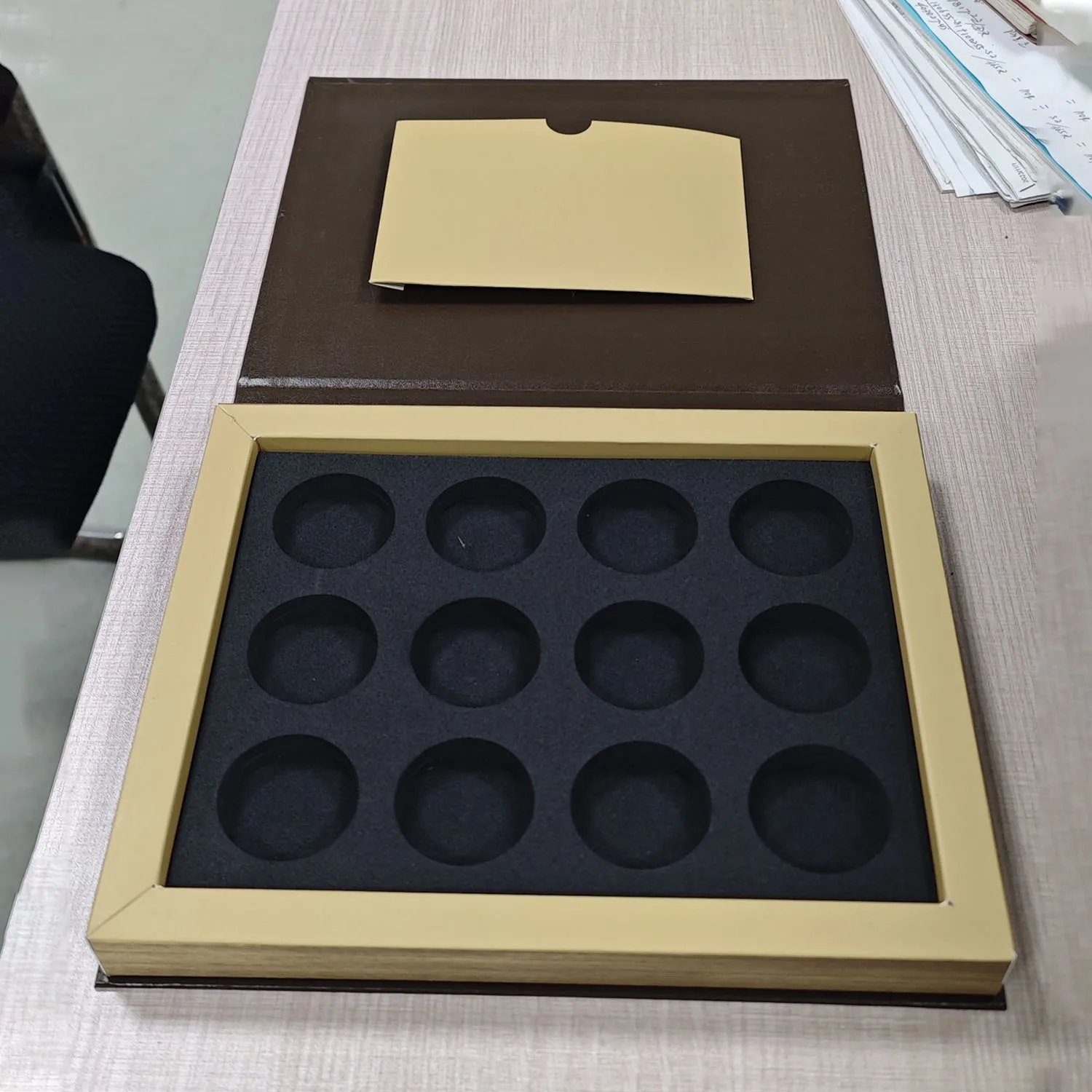 Fashionable Openable Book Shape Gift Box Vintage Empty Fake Book Storage Box