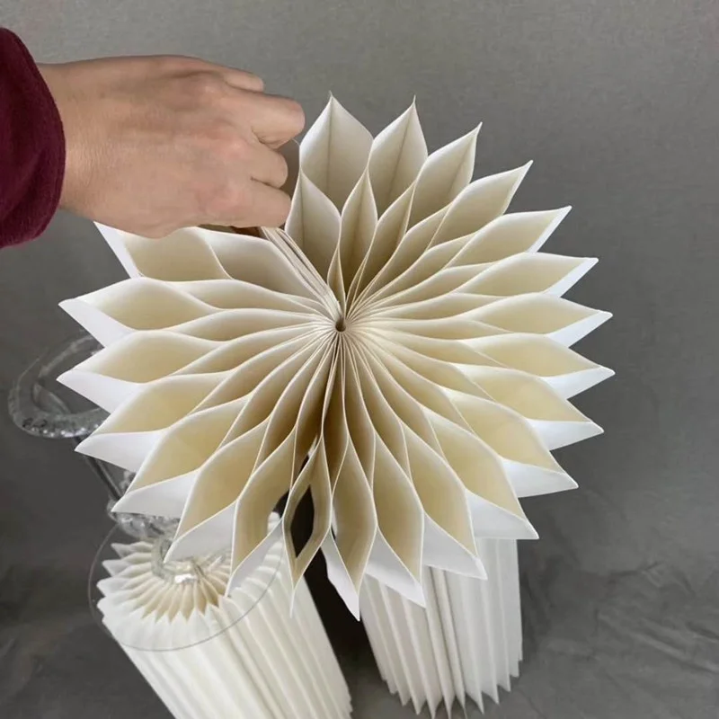 Custom Shape Acrylic Cylindrical Foldable Dessert Table Buffet Origami Bird Cage Shape Marvel Vase Dessert Table