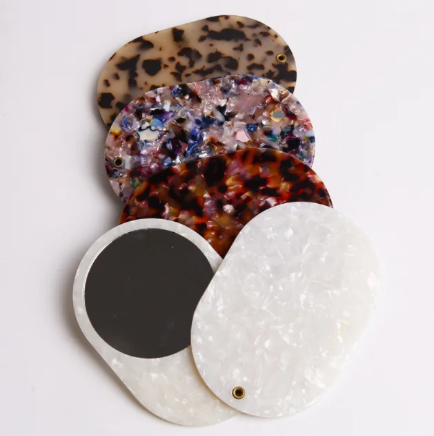 2022 Wholesale Newest Makeup Custom Handle Round Acetate Board Pocket Mirror With Metal Gold For Lip Beauty