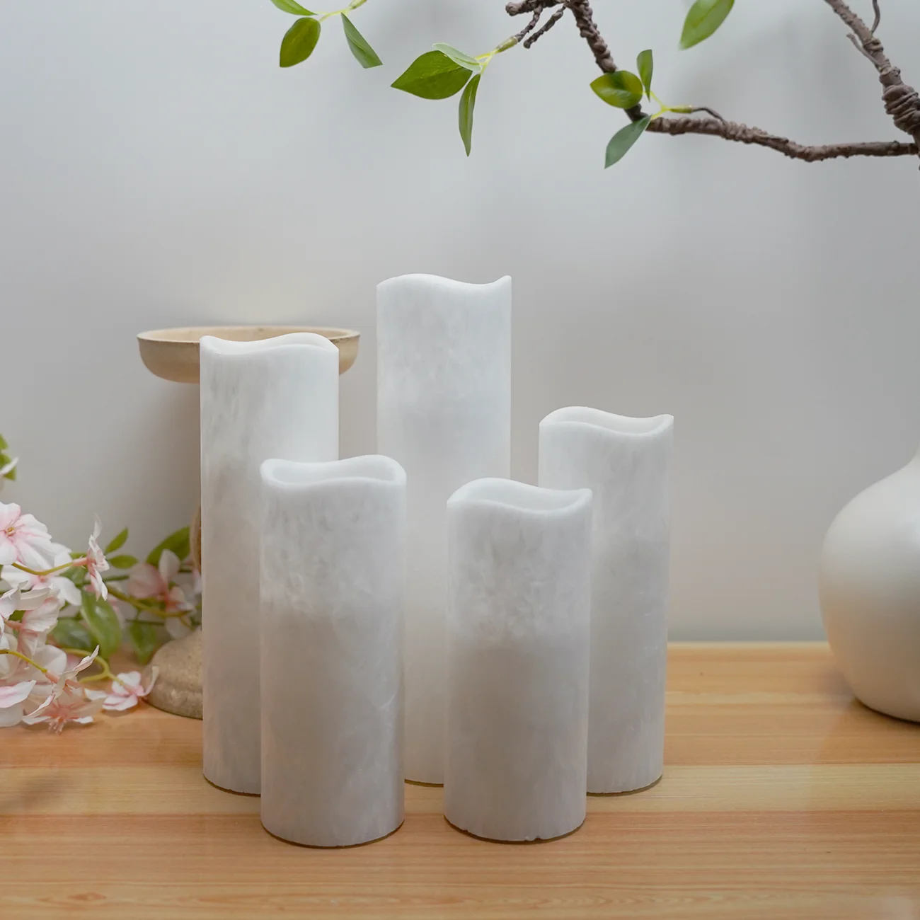 kakoya Set of 5 LED Crystalline wax Flickering Candles Flameless Pillar Candle 24 Hours Timer remote Wedding Party