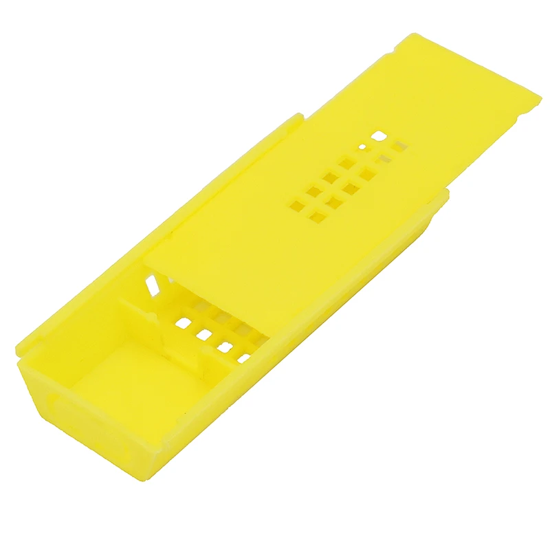 CHINABEES 10 Pcs/lot Cage Catcher Plastic Beekeeping Travelling Butler 7.9 X 3.6 1.4cm Professional Queen Bee