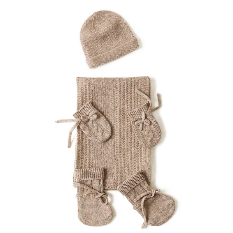 Wholesale Winter Baby Scarf, Hat, Gloves, Socks Set Cashmere Socks 100% Soft Newborn Baby Casual Opp Bag SGS Knitted Custom Size