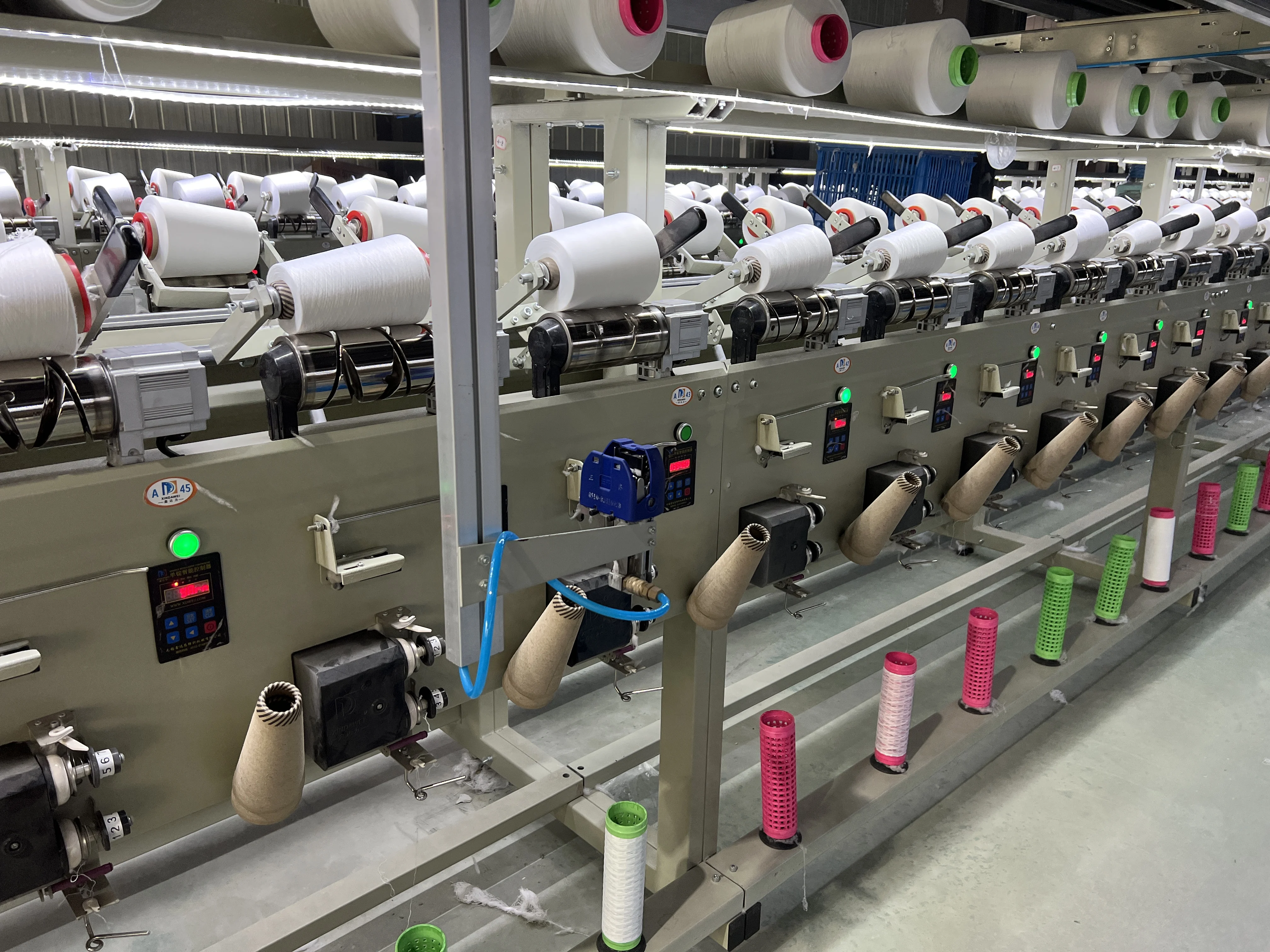 Xindawei New Product Pp Rope Yarn Spool Winding Machine Cone Winding Machine