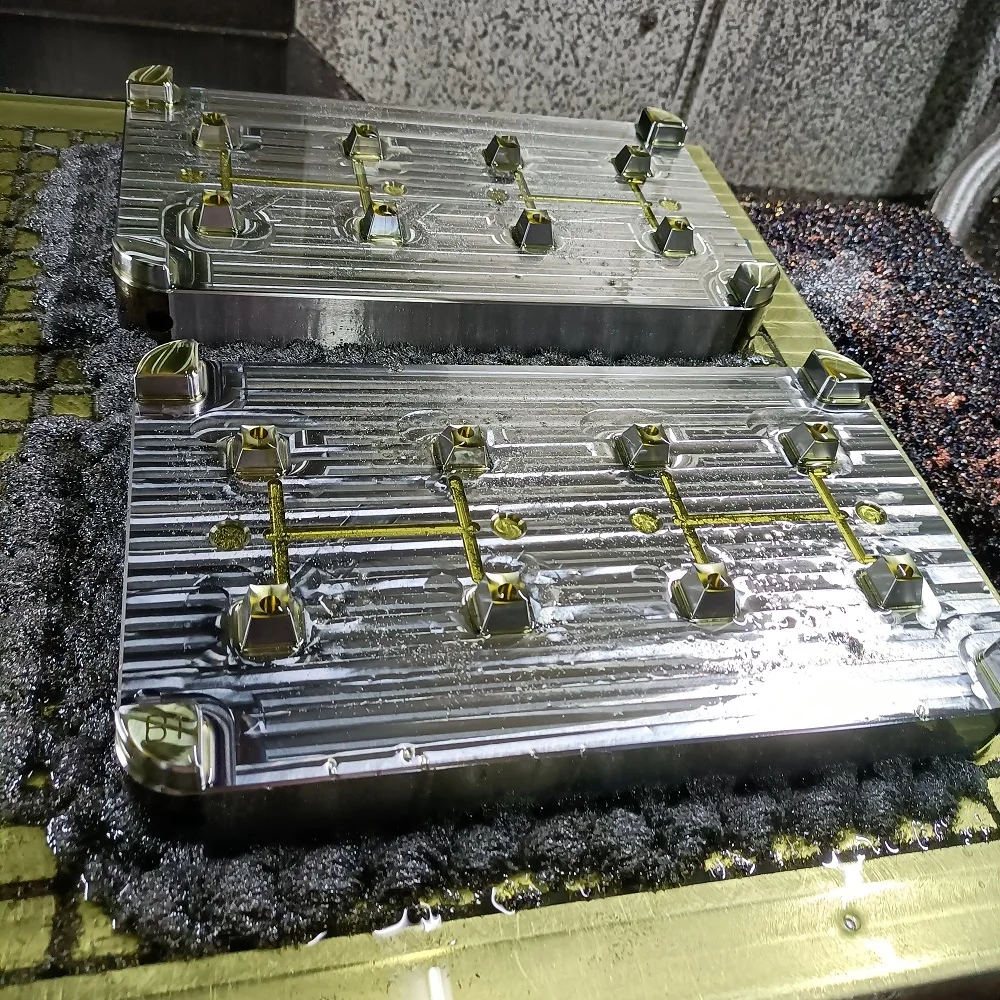 Изготовленные на заказ пластиковые формы для инъекций, oem для игрушек, медицинское авиационное строительство, спортивные товары, электроприборы