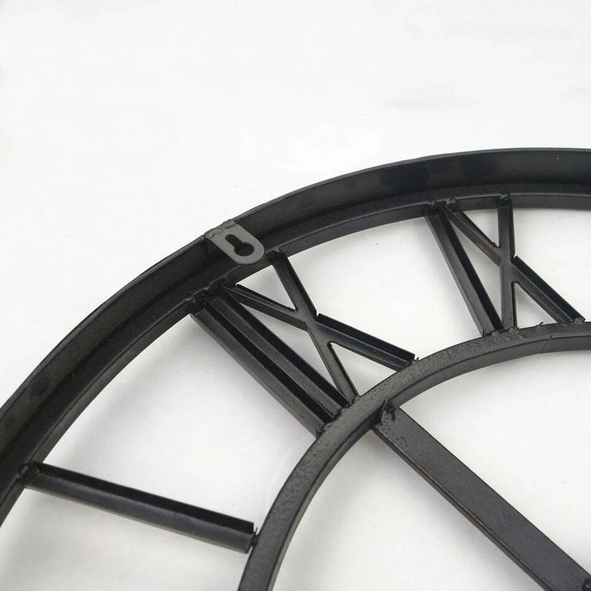 Customized Large Roman Numeral Metal Clock StyleIndoor Modern Oversized Wall Decoration Art Decor Metal Wall Clock for Home