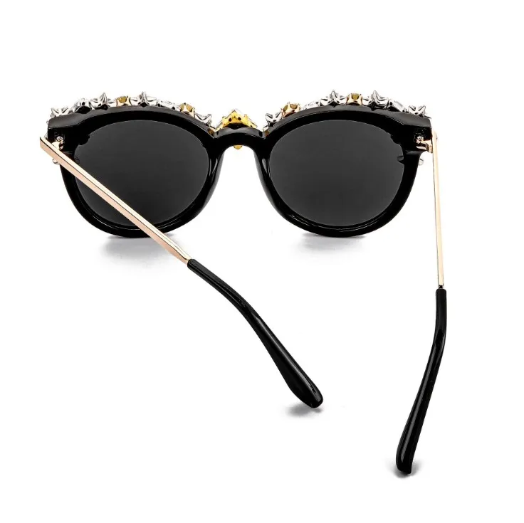
Wholesale New Fashion Women Rhinestone Decorative Cat Eye Sunglasses Female Vintage Mirror Sunglasses for girls 100% UV400 