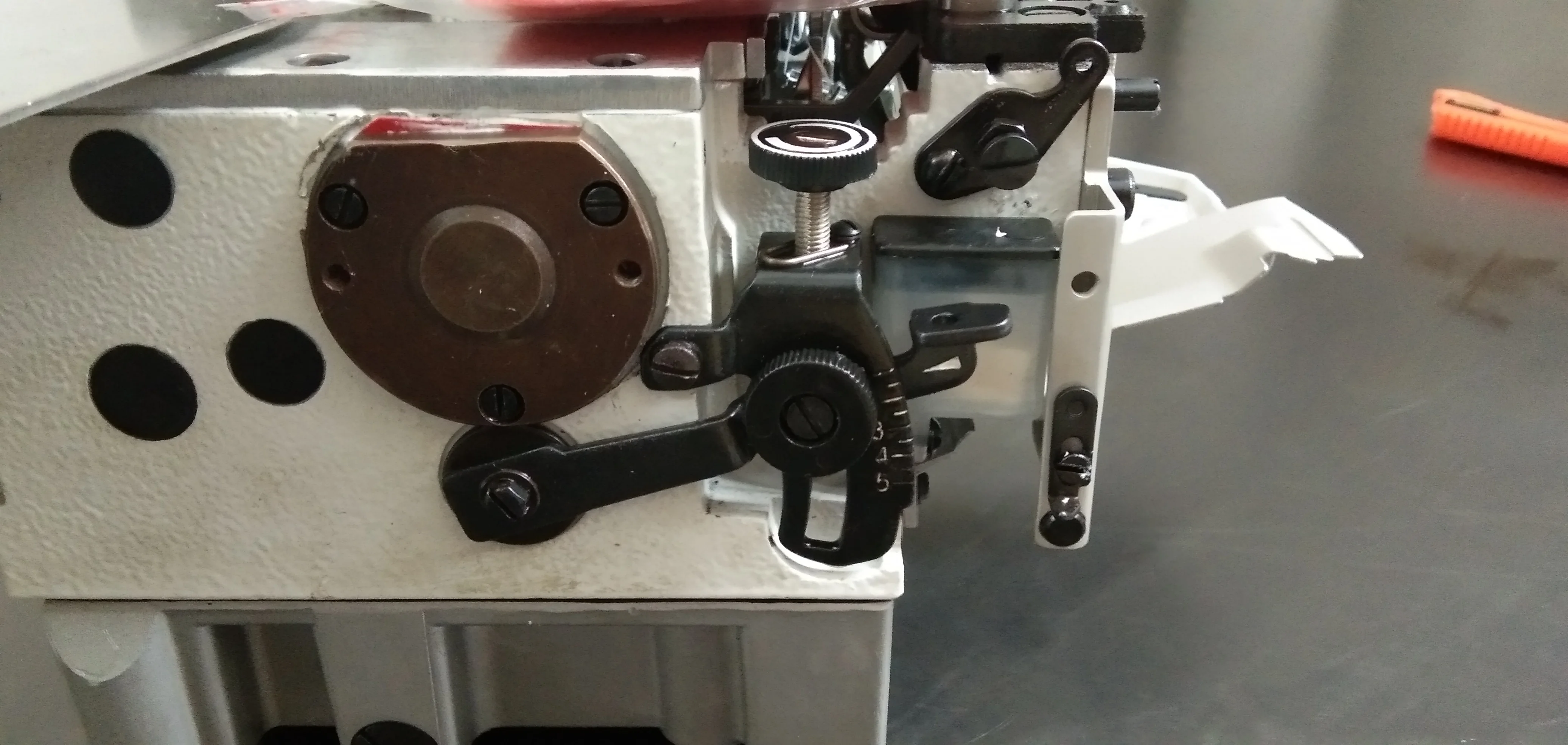 DS-6800D-4 High speed over lock stitch sewing machine with back stitching,overlock sewing machine industrial