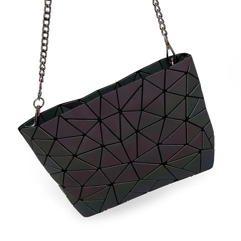 Crossbody geometric