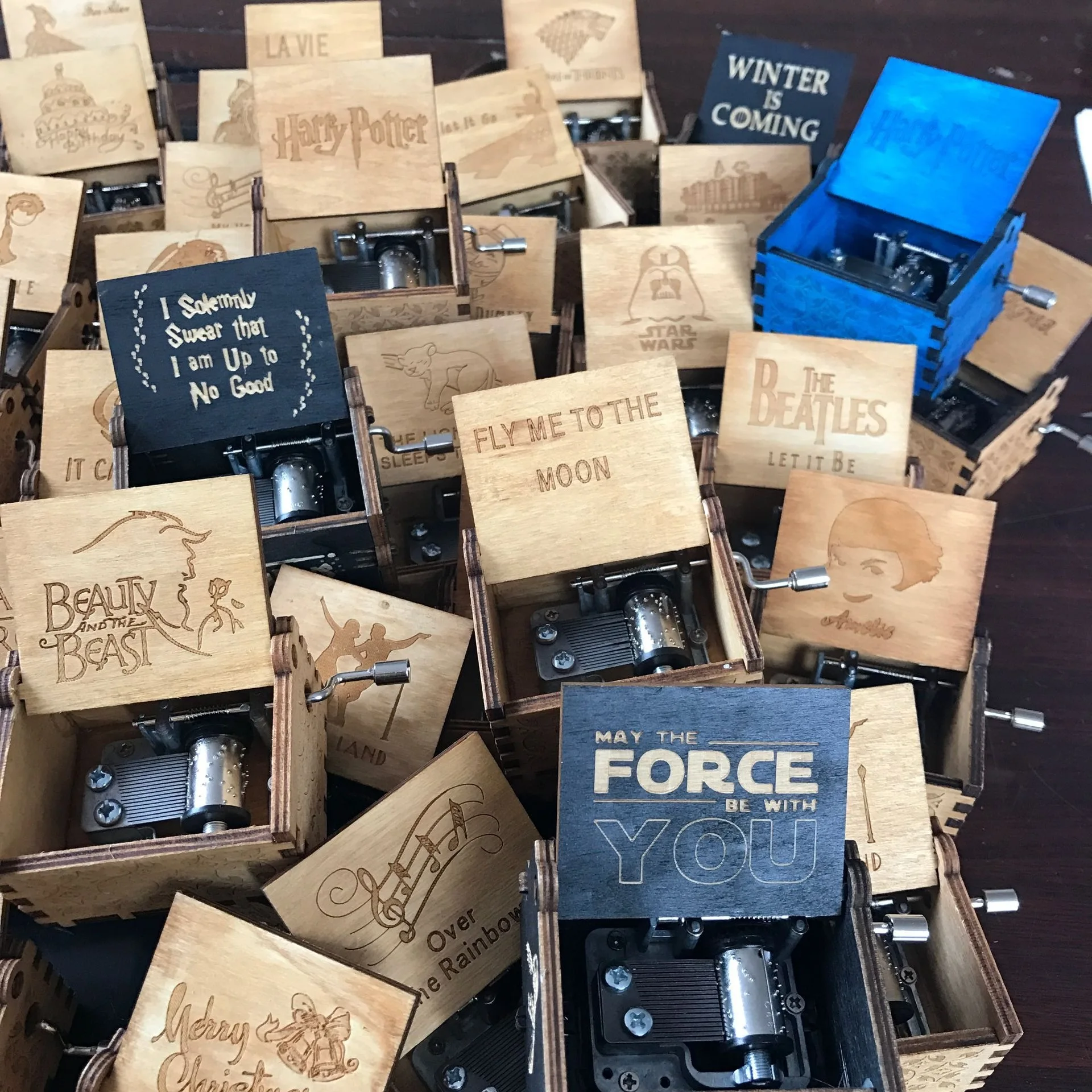 Hand crank Wooden gift music box Harry Music Potter Box