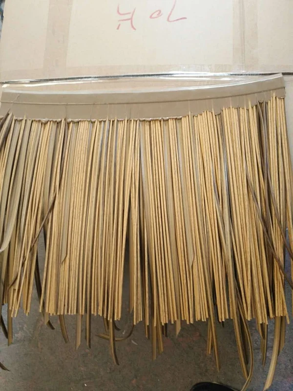 Artificial beach umbrella thatch Factory Price Thatching Roof Reed Material