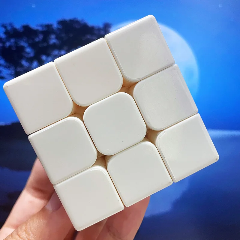 SSemi-finished products third-order pure white UV cultural and gifts right angle seamless spring screw white body gan cube