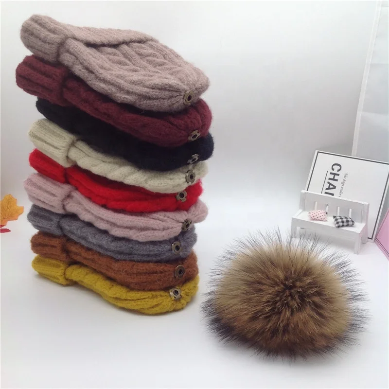 Wholesale Fashion Warm Hat Real Fur Pompom Ball Kids Acrylic Knitted Hat Adult Kids Winter Beanie Hats With Snap Pompom