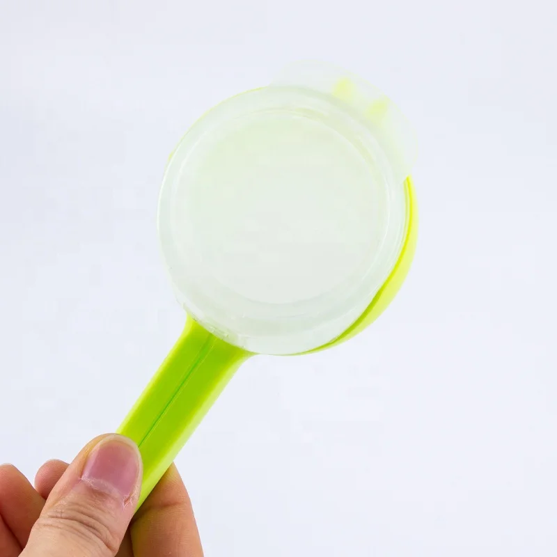 Kitchen Gadgets 2 in 1 Large Plastic Chip Clips Pour and Seal Food Snack Bag Clips Sealer