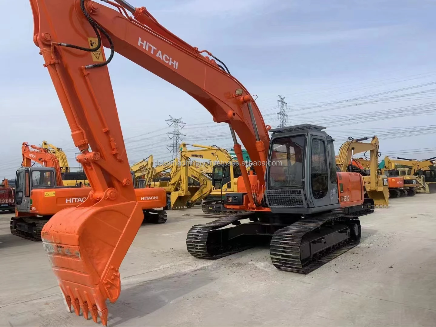 90% новинка Лидер продаж подержанная ZX210W-3 техника Hitachi 210w/hitachi Высокоэффективная низкочасовая работа используется экскаватор для продажи