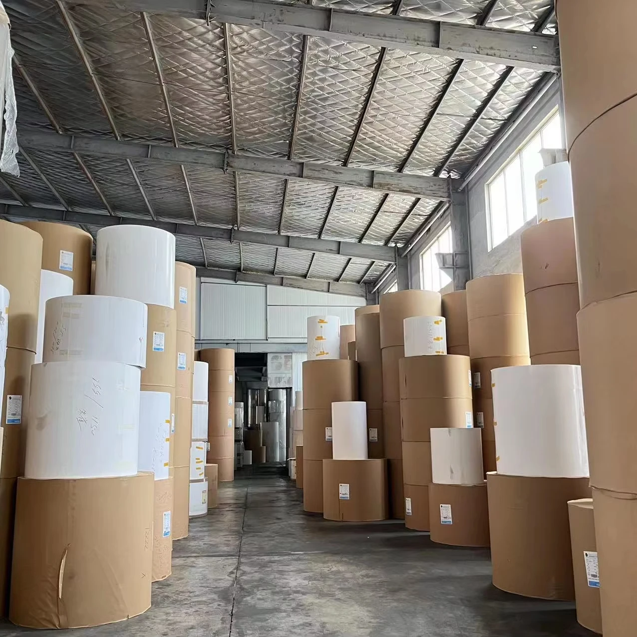 china  shandong  paper mills chromo Coated Paper Mill Selling C2S Art Paper Nevia,Hi Kote