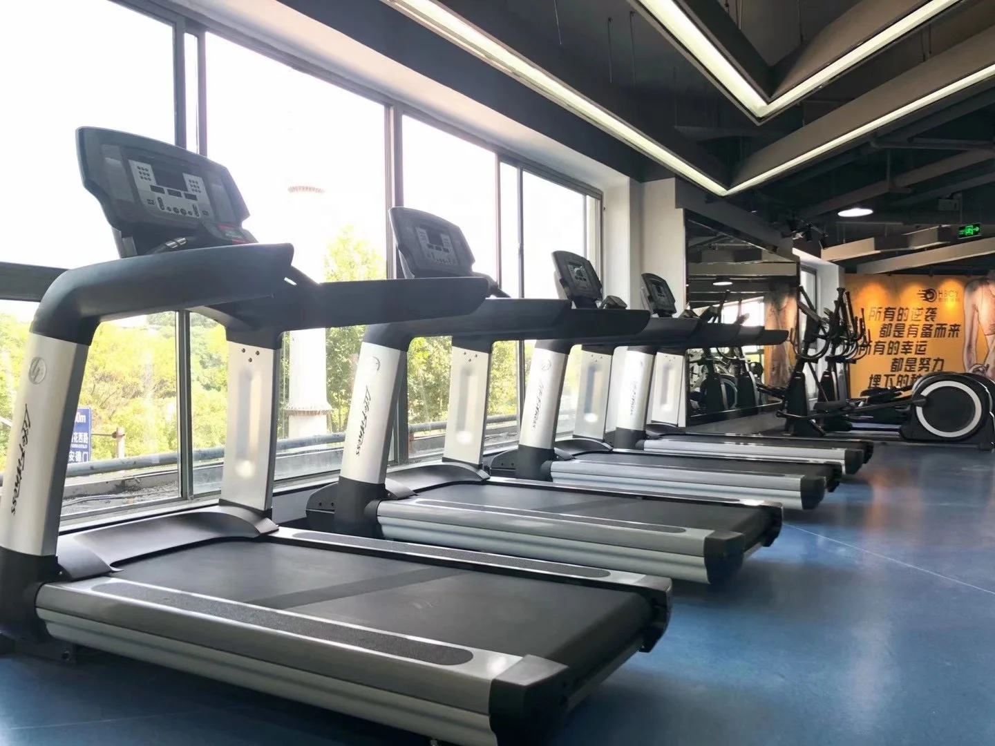 ROARFIT CHINA Commercial Gym Treadmill Fitness Equipment Electric Motorized Running Machine