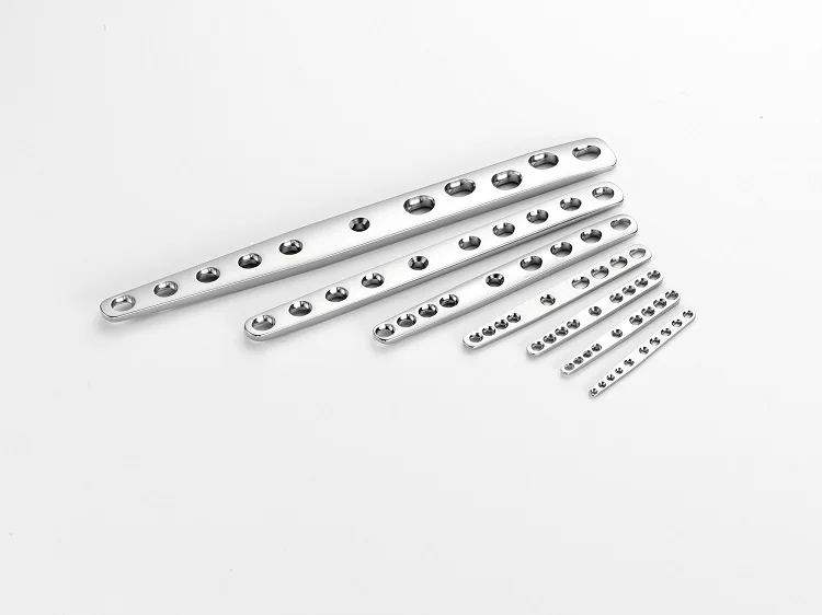 Competitive Price Veterinary Bone 2.7mm LC-DCP Orthopedic Trauma Implant