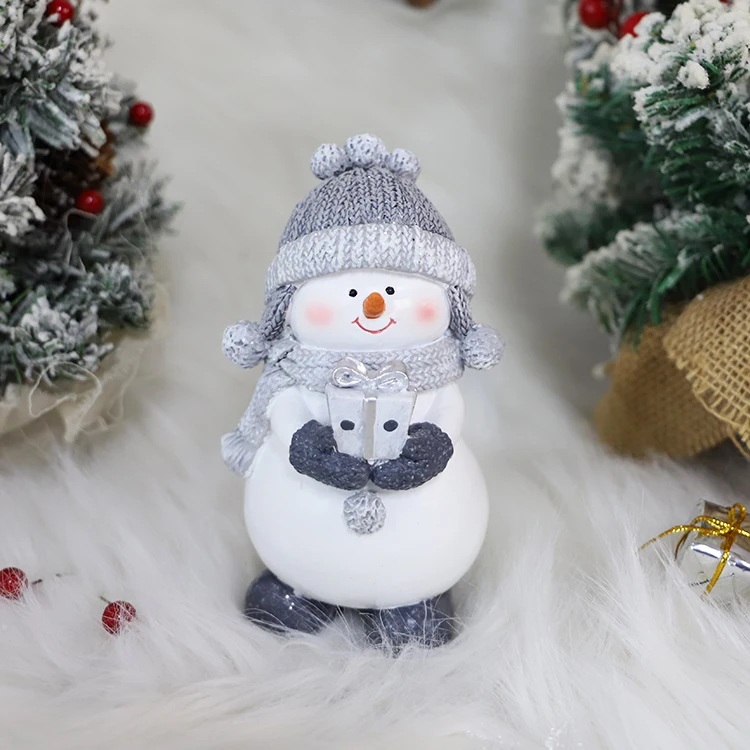 Wholesale Polyresin christmas figurine & toys home decor Resin crafts  christmas penguin decor ornaments