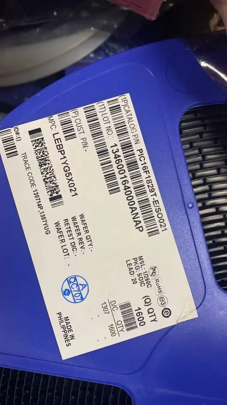 TS87C58X2-LIB (Electronic components IC chip)