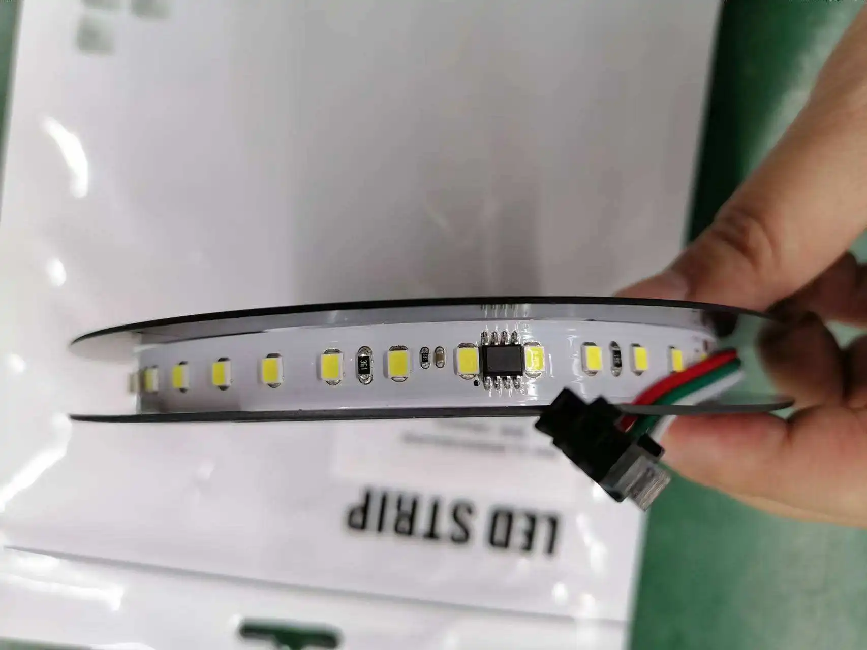 Custom LED flexible strip flashing lights smd2835 running water white chasing led strips
