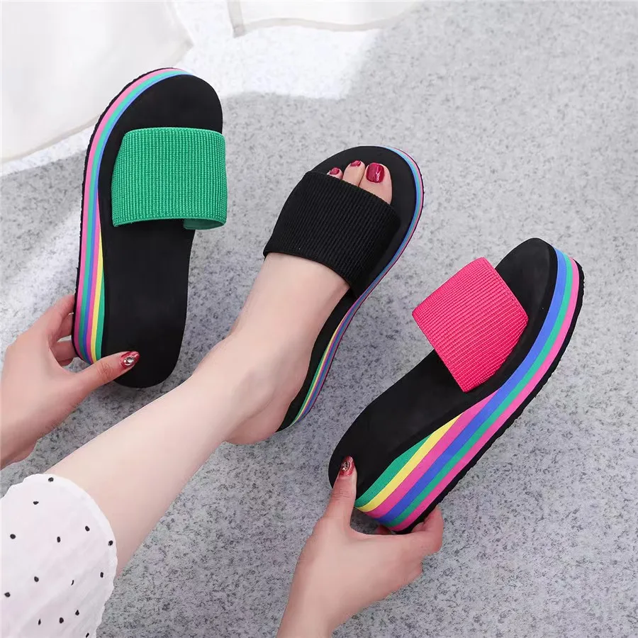Stylish pvc women clear jelly slides slippers neon color comfortable transparent crystal slippers for ladies