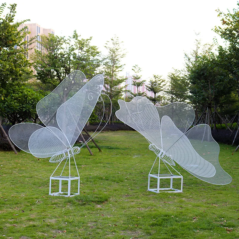 Customizable Outdoor Wrought Iron Butterfly Hollow Art Metal Decoration Garden Park Square Large Decoration