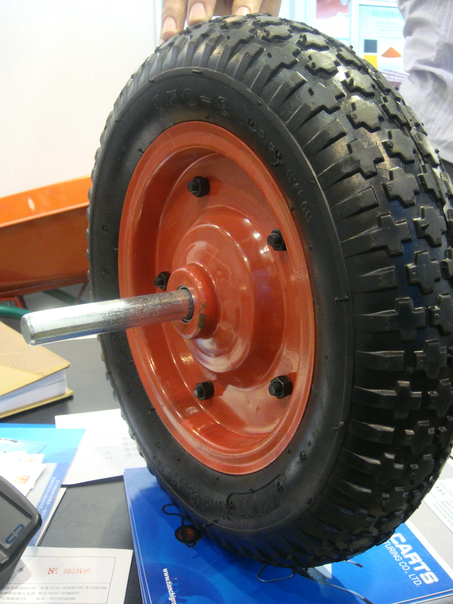 WB7708 тяжелые садовые строительные тачки с грузоподъемностью 180 кг 90 л 3,50-8 дюймов пневматическое колесо