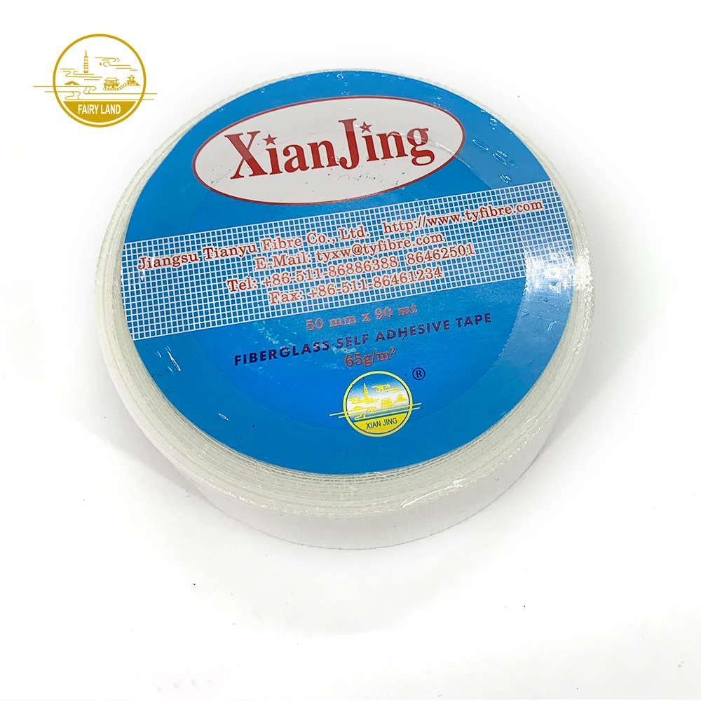 XIAN JING Factory High Tensile Strength Very Sticky  153m Length Road Reinforcement Fiberglass Mesh