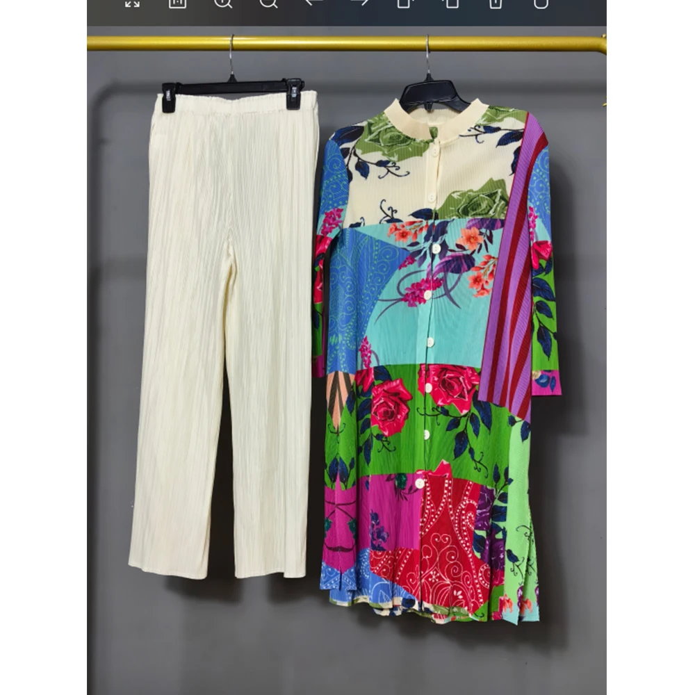 The latest unique designer printed 2 pieces Issey Miyake plus size pleated top loose loose skirt suit