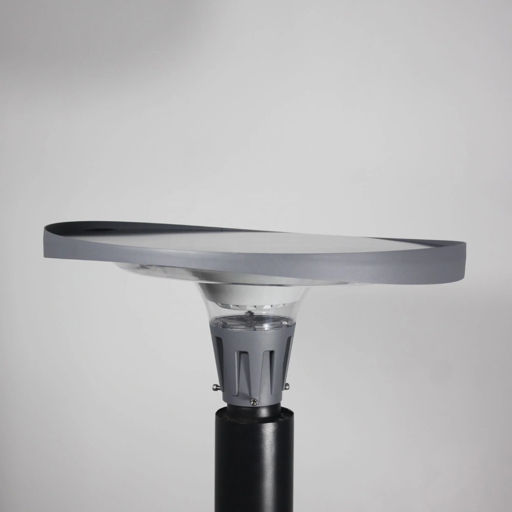 Factory wholesale circular UFO solar panel 15W led street light