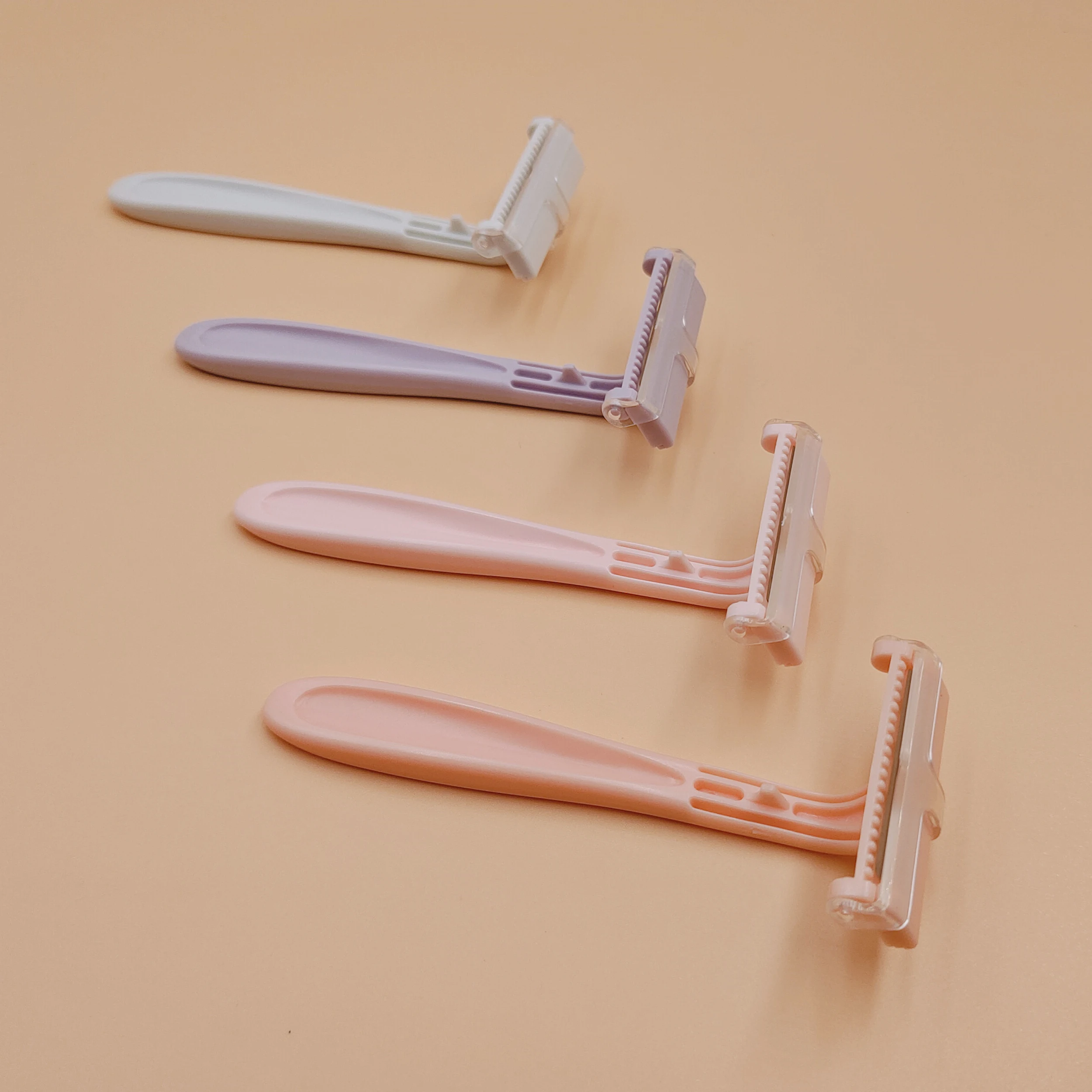 Safety high quality long handle custom  plastic shave 4 pieces ladies single blade razor