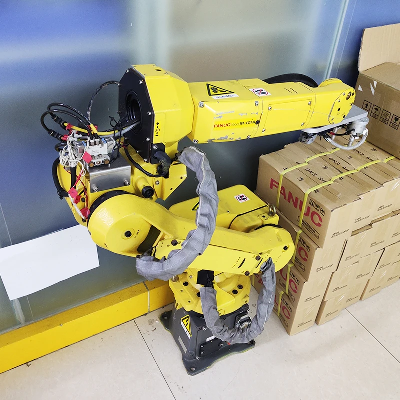FANUC Robot M-10iA  A05B-1221-B402 robotic arm