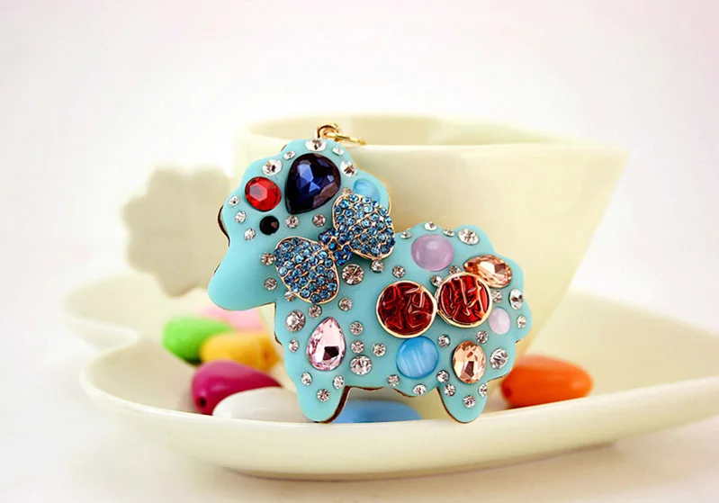 Cute Lovely Zodiac Sheep Keychain Opal Resin Rhinestone Crystal Lamb Key Ring Purse Bag Car Trinket Women Animal Jewelry Gift