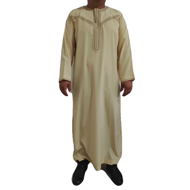 
2021 Latest Middle East Muslim Arab Round Neck Robe Robe Men Embroidered Ethnic Style Comfortable Robe 