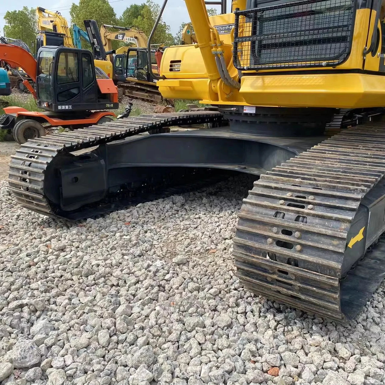 Komatsu excavator 240lc pc240lc-7 pc240lc-8 excavator komatsu 240 lc-10 komatsu 220lc for sale in good condition original