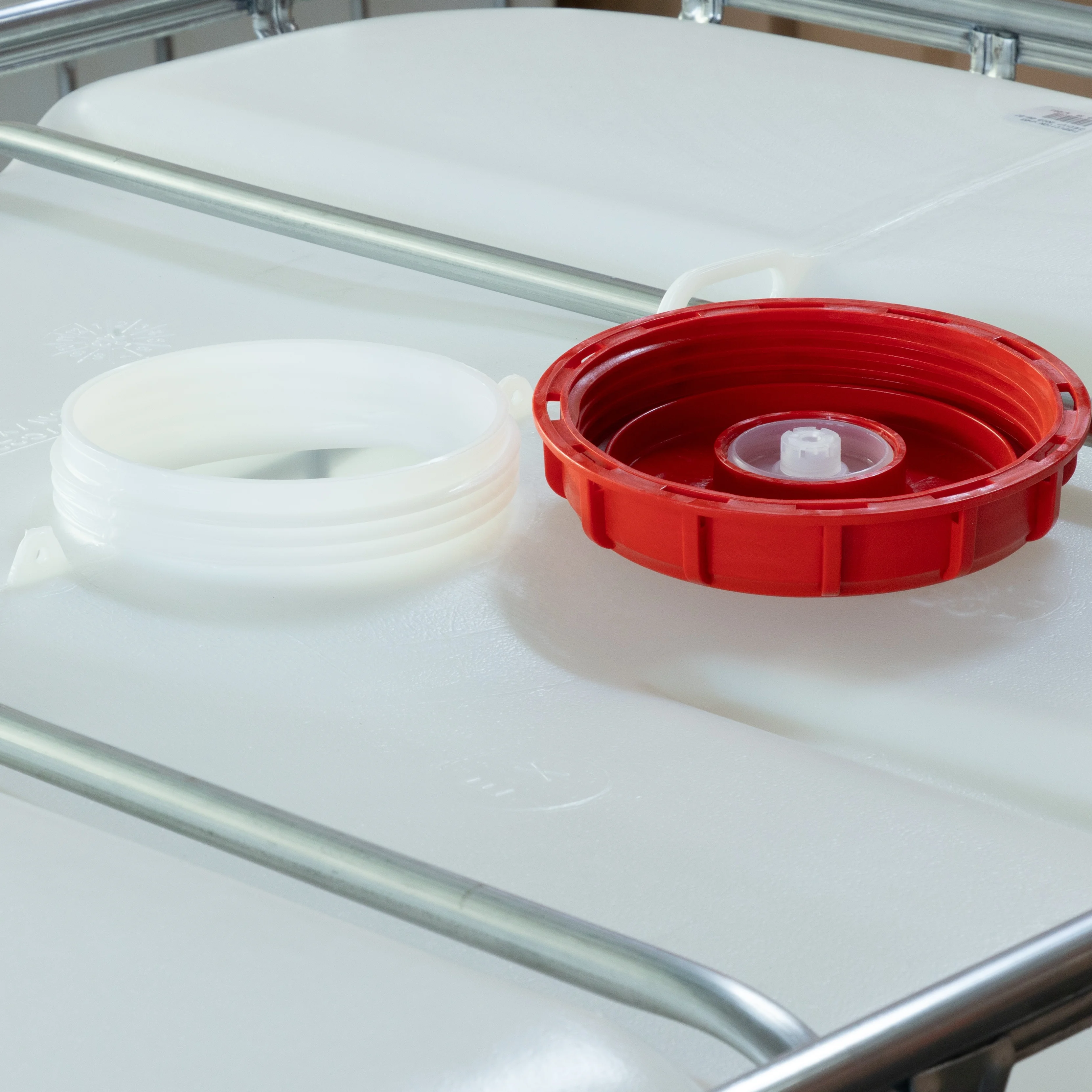 275 gallon plastic IBC  TANK 1000L container manufacturer